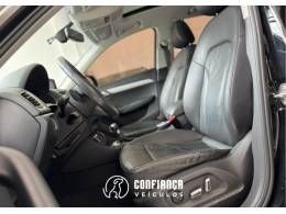 AUDI - Q3 - 2017/2018 - Preta - R$ 129.900,00