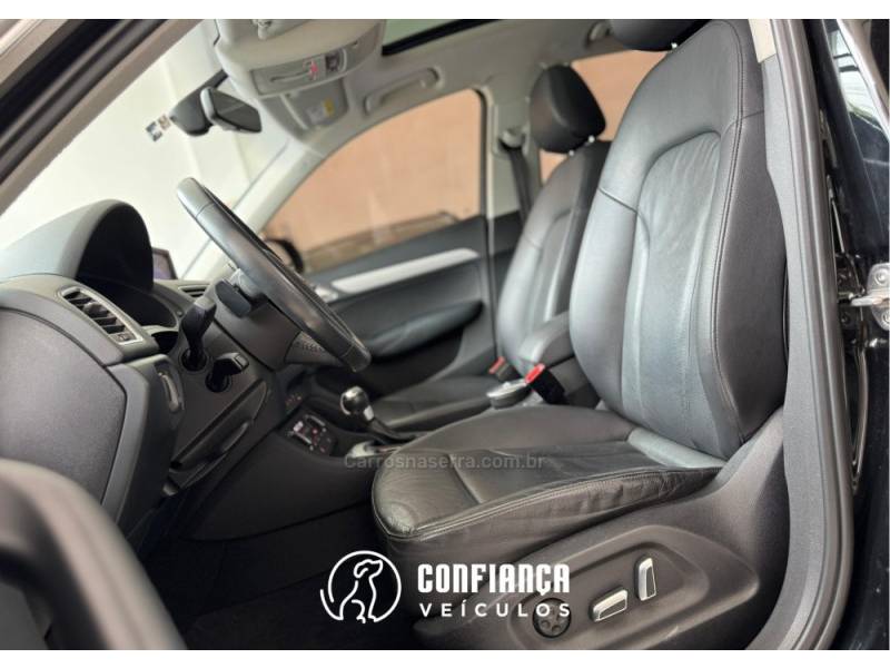 AUDI - Q3 - 2017/2018 - Preta - R$ 129.900,00