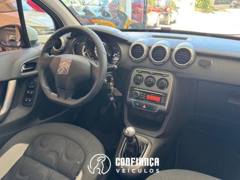 CITROËN - C3 - 2014/2015 - Branca - R$ 41.900,00
