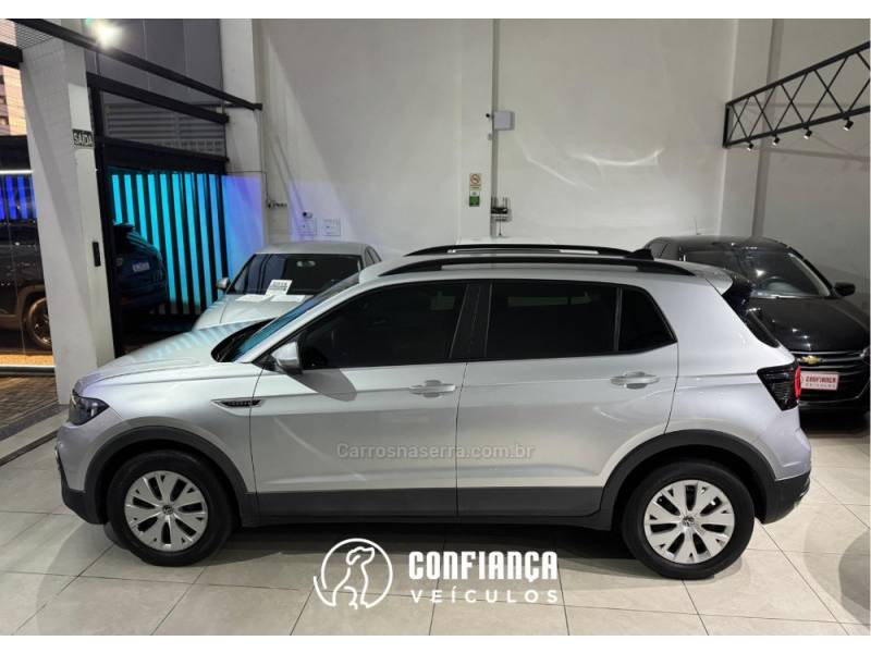VOLKSWAGEN - T-CROSS - 2021/2021 - Prata - R$ 95.900,00