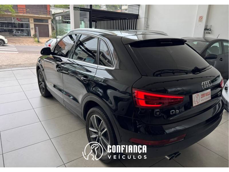 AUDI - Q3 - 2018/2018 - Preta - R$ 125.900,00