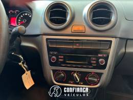 VOLKSWAGEN - SAVEIRO - 2013/2014 - Branca - R$ 46.900,00