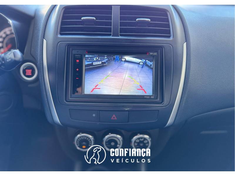 MITSUBISHI - ASX - 2013/2014 - Prata - R$ 73.900,00