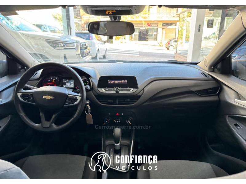 CHEVROLET - ONIX - 2020/2020 - Branca - R$ 65.900,00