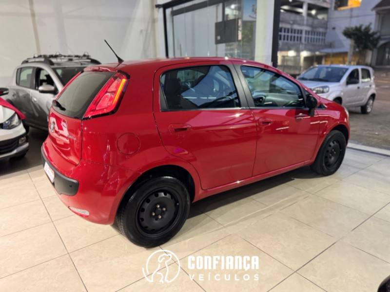 FIAT - PUNTO - 2014/2015 - Vermelha - R$ 45.500,00