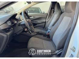 CHEVROLET - ONIX - 2020/2020 - Branca - R$ 65.900,00