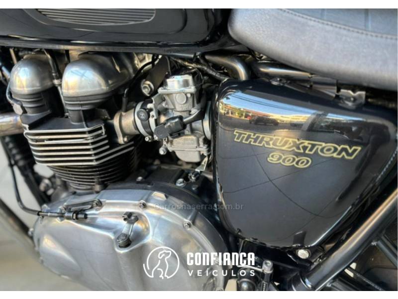 TRIUMPH - THRUXTON - 2014/2014 - Preta - R$ 28.900,00
