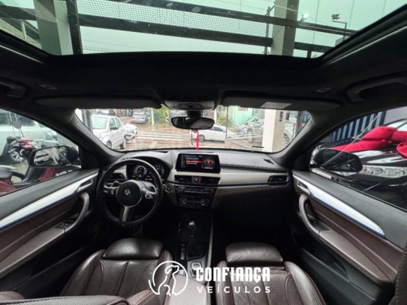 BMW - X1 - 2020/2021 - Preta - R$ 194.900,00