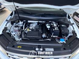 VOLKSWAGEN - TIGUAN - 2018/2019 - Branca - R$ 119.900,00