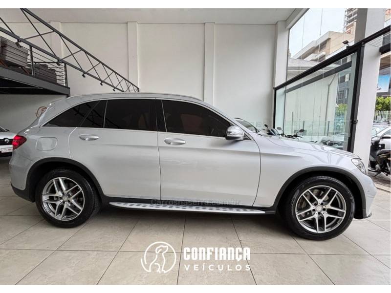 MERCEDES-BENZ - GLC 250 - 2016/2017 - Prata - R$ 184.900,00