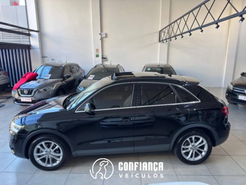 AUDI - Q3 - 2014/2015 - Preta - R$ 89.900,00