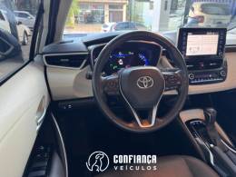 TOYOTA - COROLLA - 2020/2020 - Branca - R$ 132.900,00