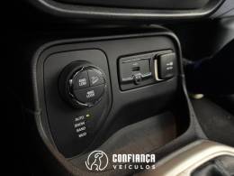 JEEP - RENEGADE - 2015/2016 - Branca - R$ 79.900,00