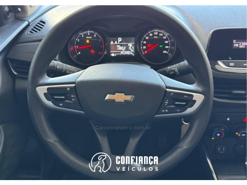 CHEVROLET - ONIX - 2020/2020 - Branca - R$ 65.900,00