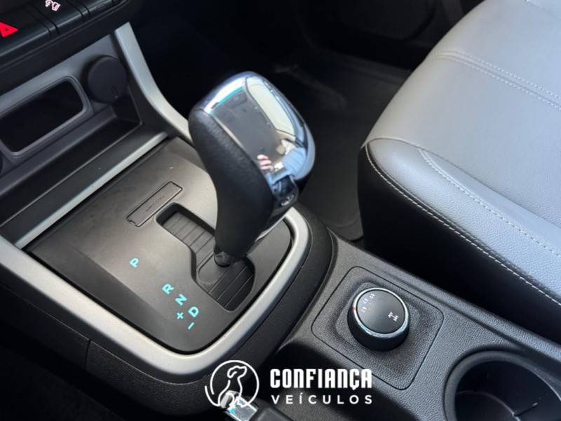 CHEVROLET - S10 - 2021/2022 - Azul - R$ 175.900,00