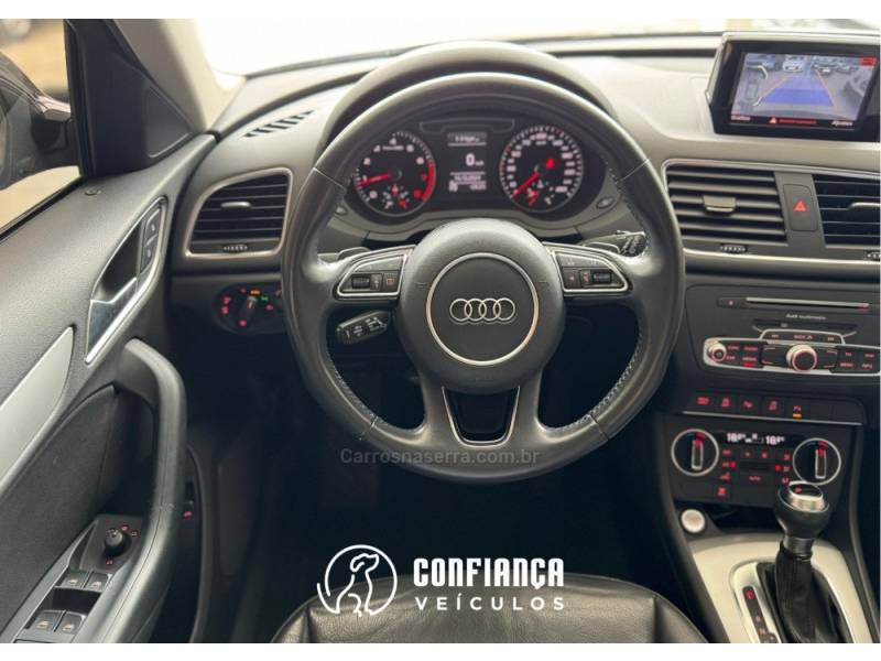 AUDI - Q3 - 2017/2018 - Preta - R$ 129.900,00