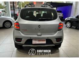 RENAULT - SANDERO - 2018/2019 - Prata - R$ 54.900,00
