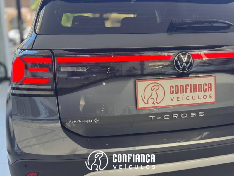 VOLKSWAGEN - T-CROSS - 2024/2025 - Cinza - R$ 149.900,00