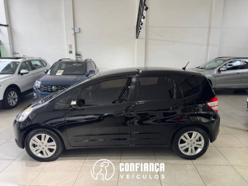 HONDA - FIT - 2009/2009 - Preta - R$ 46.900,00