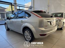 FORD - FOCUS - 2009/2009 - Prata - R$ 38.900,00