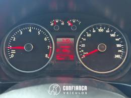 VOLKSWAGEN - SAVEIRO - 2013/2014 - Branca - R$ 46.900,00