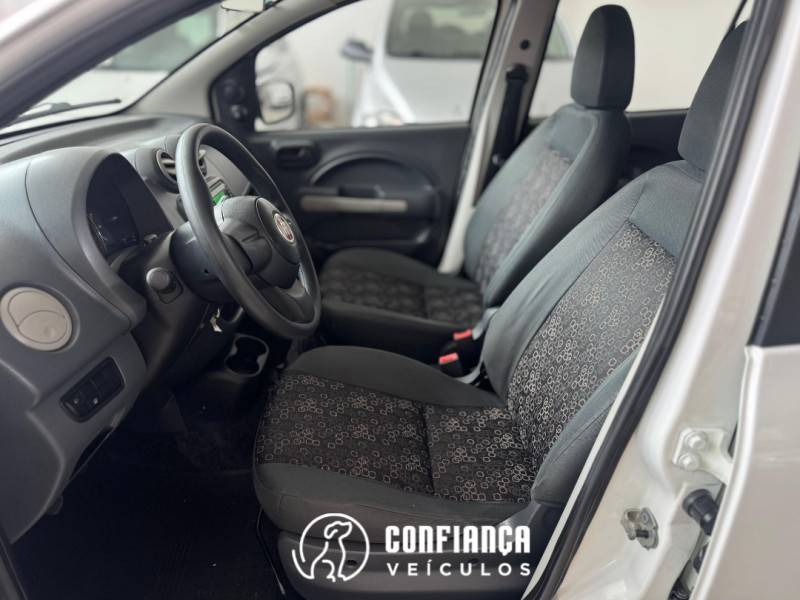 FIAT - UNO - 2010/2012 - Branca - R$ 30.900,00