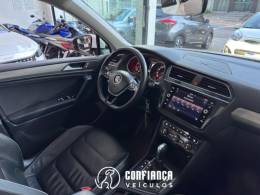 VOLKSWAGEN - TIGUAN - 2018/2019 - Branca - R$ 119.900,00