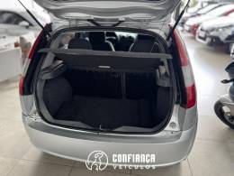 FORD - FIESTA - 2002/2003 - Prata - R$ 19.900,00