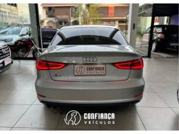 AUDI - A3 - 2014/2014 - Prata - R$ 74.900,00