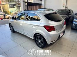 CHEVROLET - ONIX - 2018/2019 - Prata - R$ 62.900,00