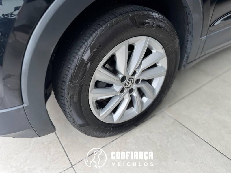 VOLKSWAGEN - T-CROSS - 2020/2020 - Preta - R$ 89.900,00