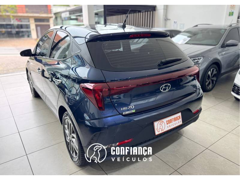 HYUNDAI - HB20 - 2024/2025 - Azul - R$ 89.900,00
