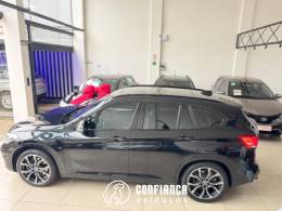 BMW - X1 - 2020/2021 - Preta - R$ 209.900,00