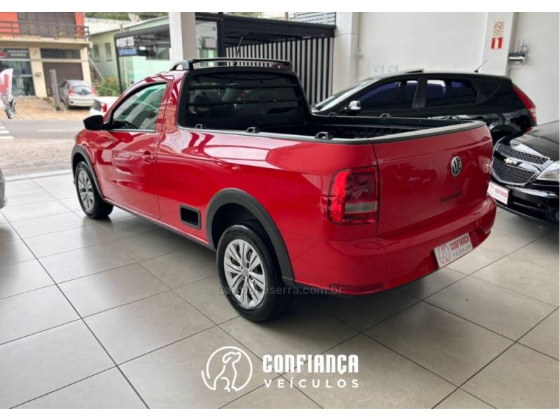 VOLKSWAGEN - SAVEIRO - 2021/2021 - Vermelha - R$ 66.900,00