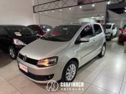 VOLKSWAGEN - FOX - 2010/2010 - Bege - R$ 37.900,00