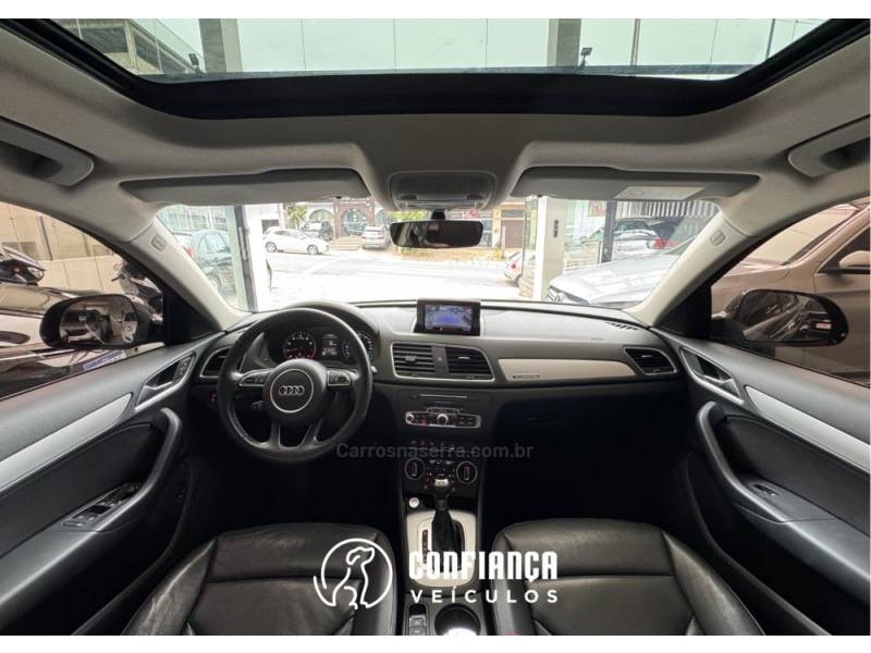 AUDI - Q3 - 2017/2018 - Preta - R$ 129.900,00