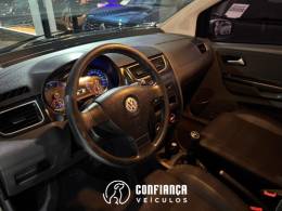 VOLKSWAGEN - FOX - 2010/2010 - Bege - R$ 36.900,00