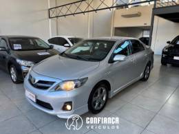 TOYOTA - COROLLA - 2013/2014 - Prata - R$ 74.900,00