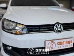 VOLKSWAGEN - SAVEIRO - 2013/2014 - Branca - R$ 46.900,00