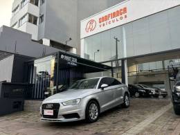 AUDI - A3 - 2014/2014 - Prata - R$ 71.900,00