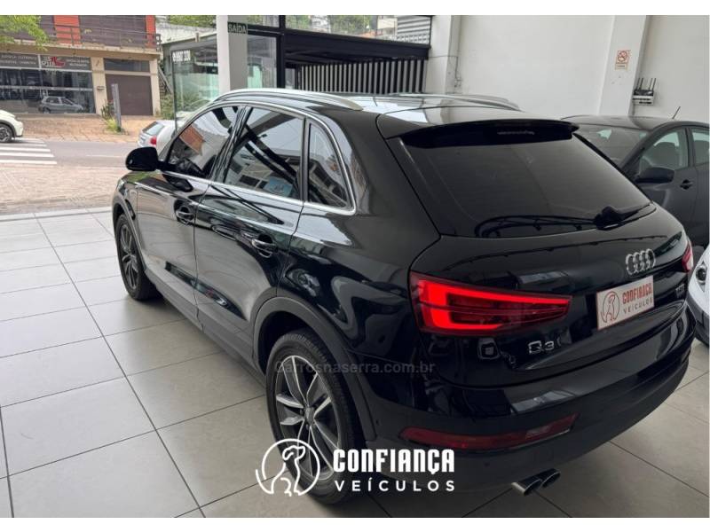 AUDI - Q3 - 2017/2018 - Preta - R$ 129.900,00