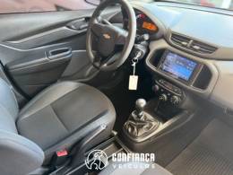 CHEVROLET - ONIX - 2021/2021 - Branca - R$ 66.900,00