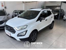FORD - ECOSPORT - 2017/2018 - Branca - R$ 74.900,00