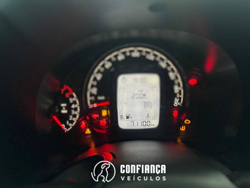 FIAT - MOBI - 2022/2022 - Prata - R$ 52.900,00