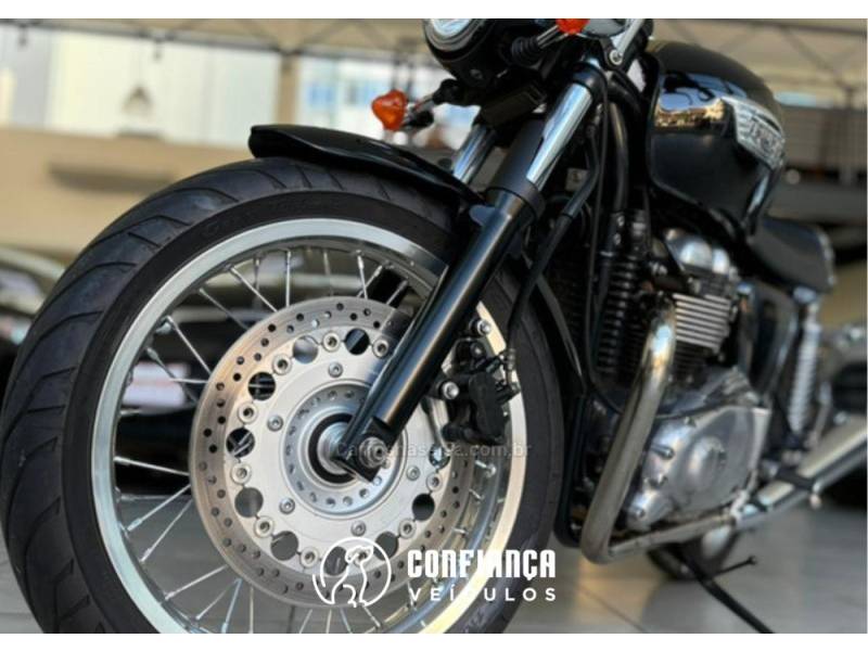 TRIUMPH - THRUXTON - 2014/2014 - Preta - R$ 28.900,00