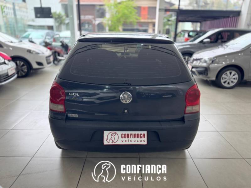 VOLKSWAGEN - GOL - 2006/2006 - Cinza - R$ 16.900,00