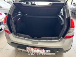 RENAULT - SANDERO - 2013/2014 - Prata - R$ 44.900,00