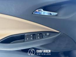 CHEVROLET - ONIX - 2022/2023 - Prata - R$ 87.900,00