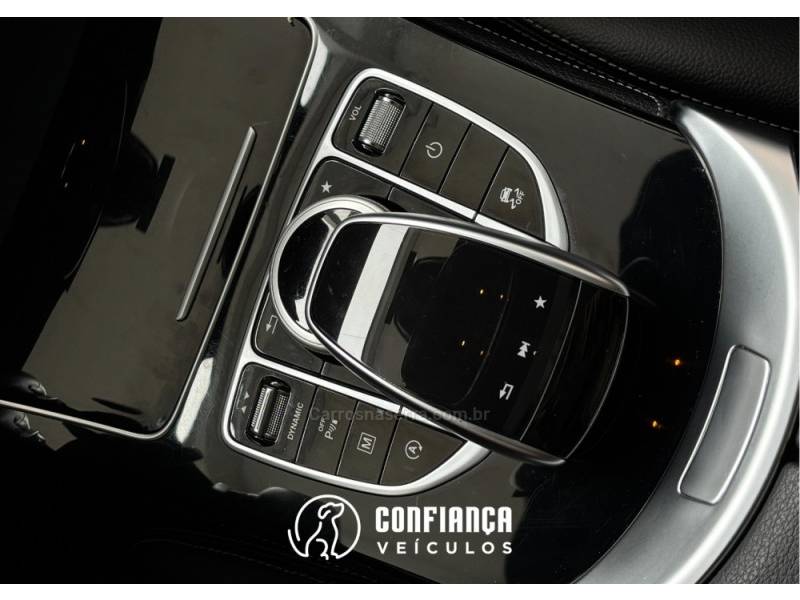 MERCEDES-BENZ - GLC 250 - 2016/2017 - Prata - R$ 184.900,00