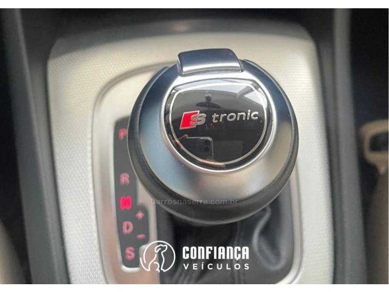 AUDI - Q3 - 2015/2016 - Branca - R$ 99.900,00